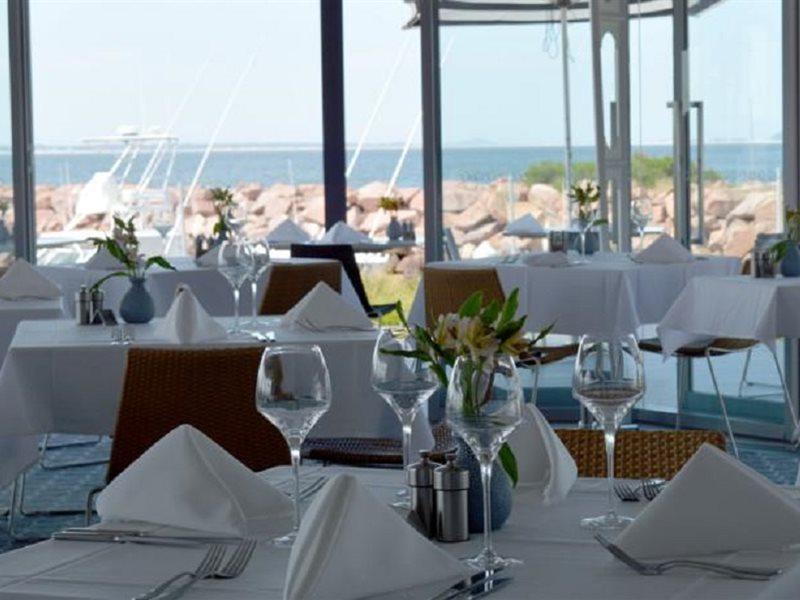 Hotel Anchorage Port Stephens Corlette Esterno foto