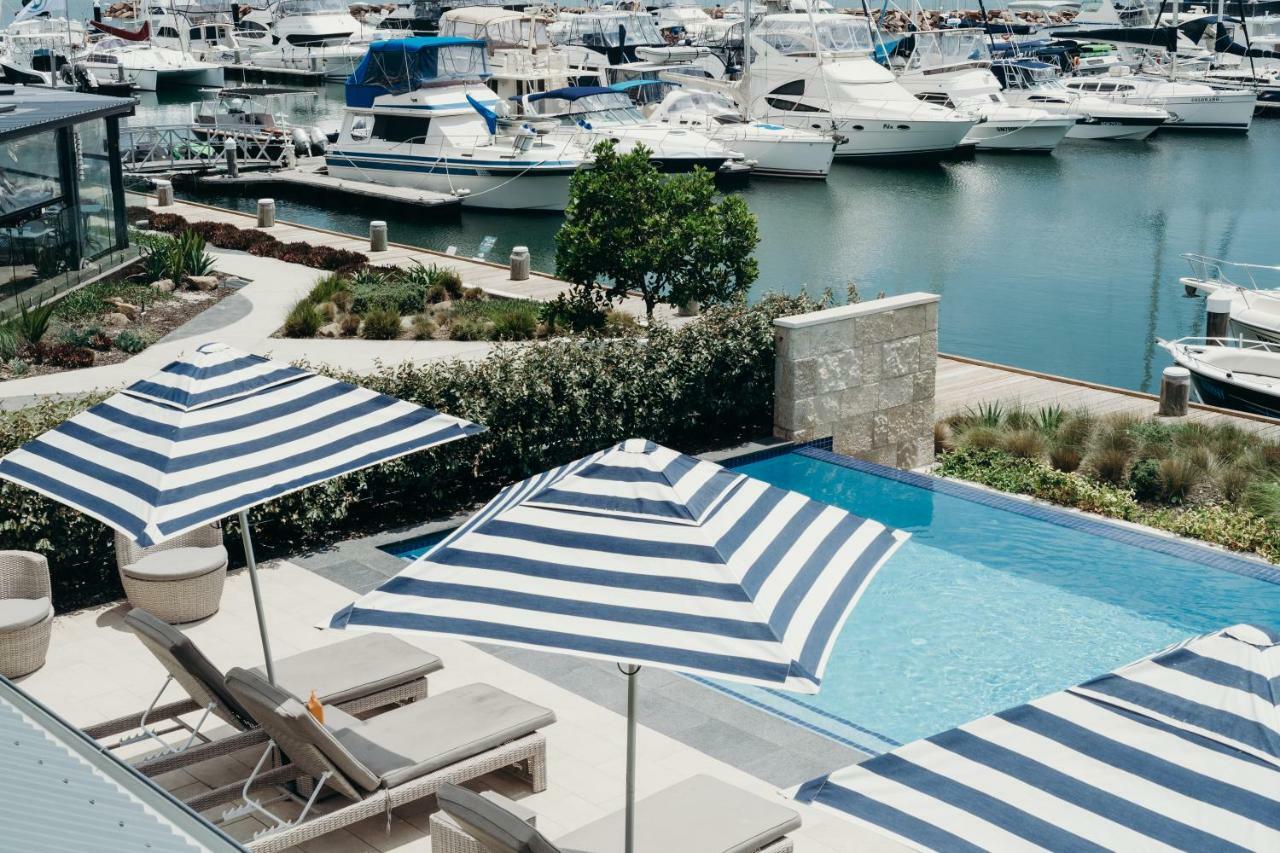 Hotel Anchorage Port Stephens Corlette Esterno foto